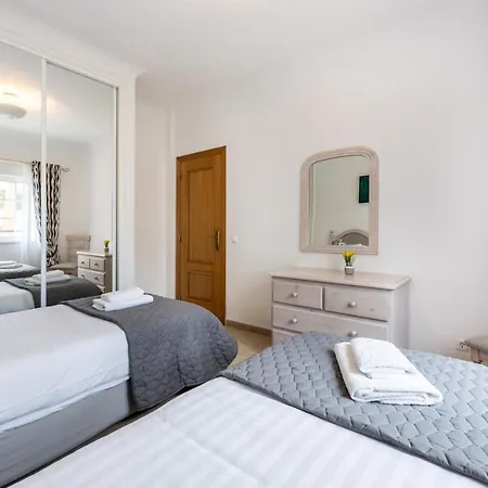 Casa Ensolarada * Budens